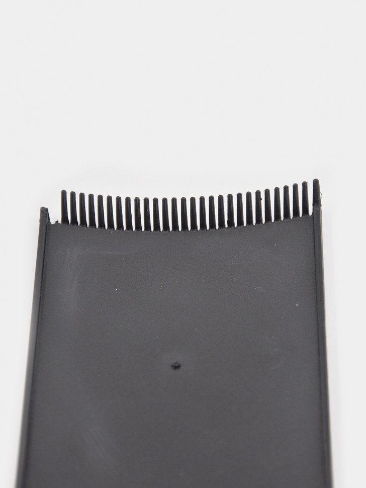 Лопатка для окрашивания волос с зубчиками , Уценен